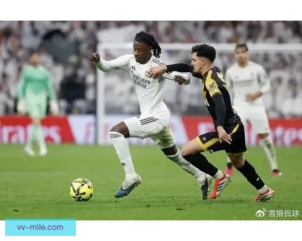 卡马文加膝盖受伤无奈缺席赛季初段皇马中场轮换与战术面临新考验