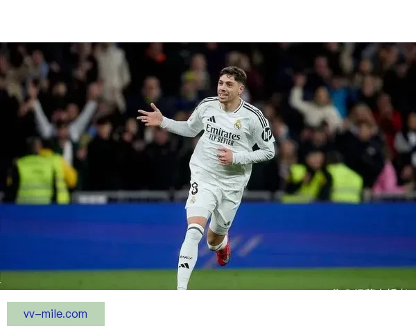 巴尔韦德接过皇马8号球衣 揭开新一代中场传奇篇章